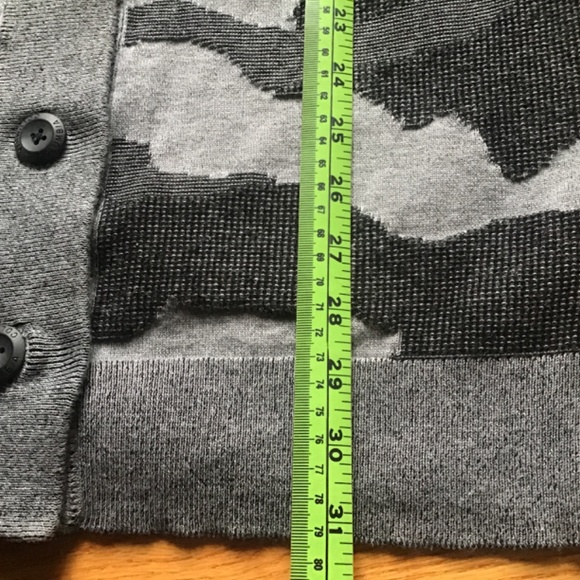 Cardigan - Picture 5 of 8